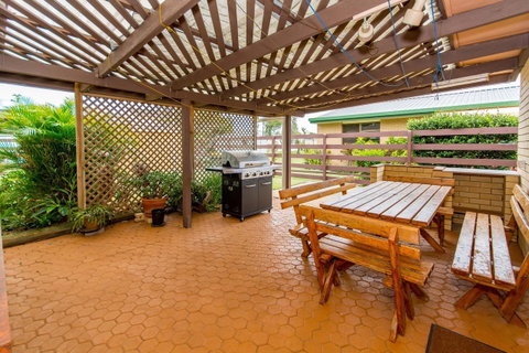 Lowset Sweetie, Central To Everything - Partridge St, Bongaree - Accommodation Main Beach 8