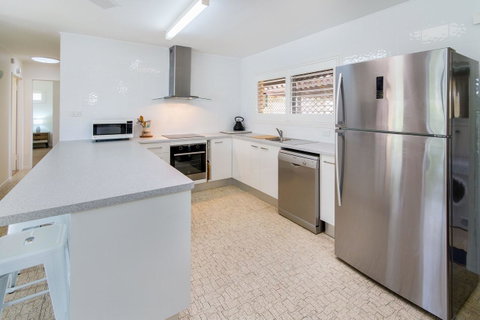 Lowset Sweetie, Central To Everything - Partridge St, Bongaree - Accommodation Main Beach 18