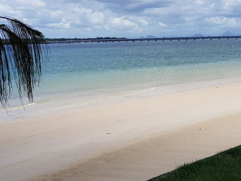 Cloud 8 On Welsby - Accommodation Main Beach 9
