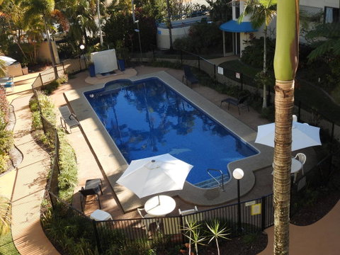 Placid Waters Holiday Apartments - Accommodation Main Beach 7