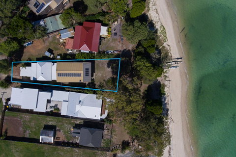 Bribie Beach House - Accommodation Main Beach 2
