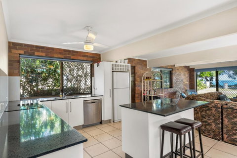Bribie Beach House - Accommodation Main Beach 8