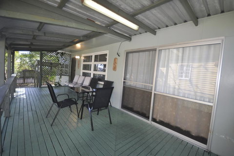 Beachside Beauty - Accommodation Main Beach 15