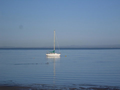 Quiet Location Across From Waterfront - South Esp, Bongaree - Accommodation Main Beach 4