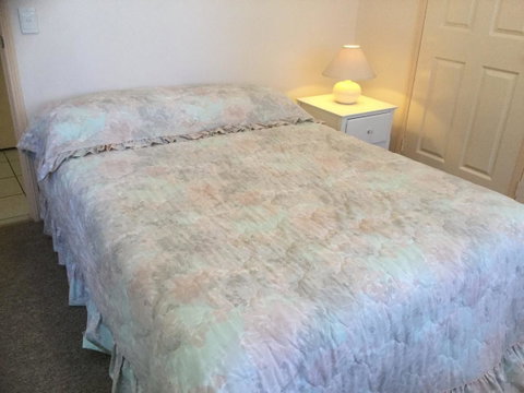Private Canal Duplex With Pontoon - Oleander Drive, Bongaree - Accommodation Main Beach 10