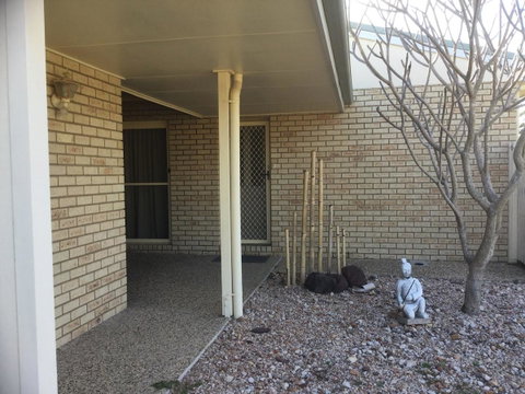 Private Canal Duplex With Pontoon - Oleander Drive, Bongaree - Accommodation Main Beach 2