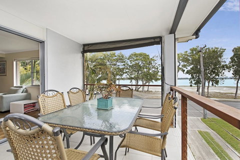 Fishing And Swimming At Your Doorstep - Sylvan Beach Esp, Bellara - Accommodation Main Beach 0