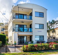 Waterfront views from private rooftop balcony - Bayview South Esp Bongaree - Accommodation Main Beach