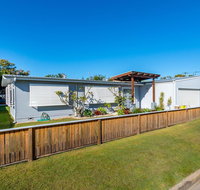 Fabulous Family Destination in Paradise Parade Bongaree - Accommodation Main Beach