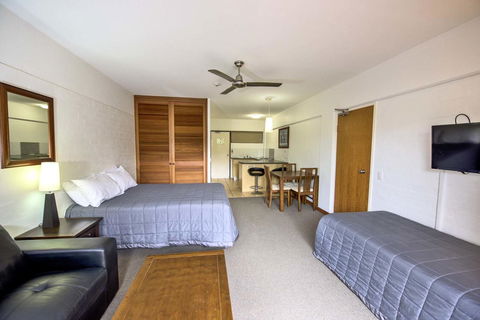 Anchorage On Straddie - Accommodation Main Beach 35