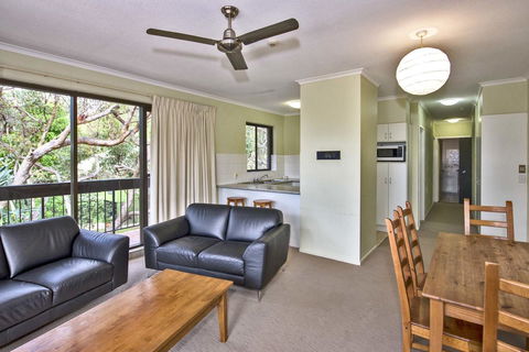 Anchorage On Straddie - Accommodation Main Beach 12