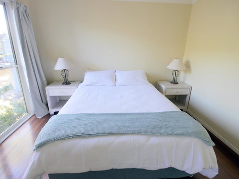 Blue House - Accommodation Main Beach 9