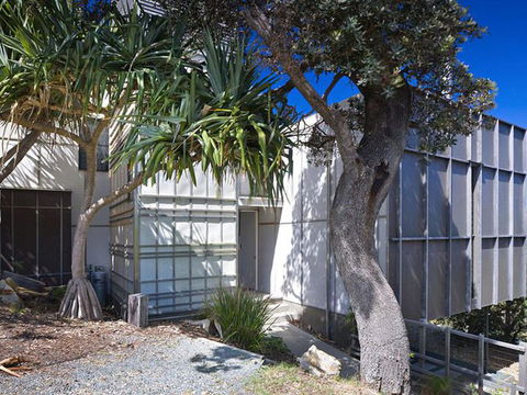 Aquila - Accommodation Main Beach 0