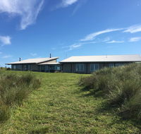 Turnstone Beach House - Accommodation Main Beach