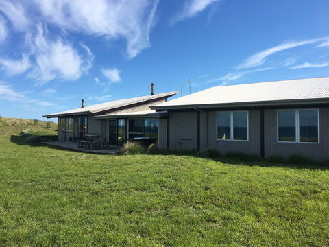 Turnstone Beach House - Accommodation Main Beach 20