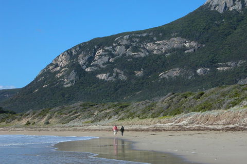 Mountain Seas Lodge - Accommodation Main Beach 17
