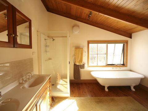 Mountain Seas Lodge - Accommodation Main Beach 15