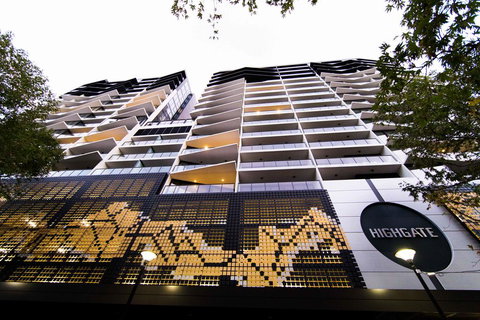 Highgate CBD Apartment - Accommodation Main Beach 0