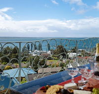 'Baylife Villa' 4a Warruga St - Large home with WIFI Netflix Aircon Linen  Spectacular Views - Accommodation Main Beach