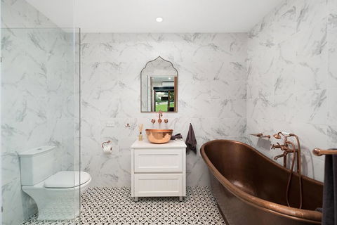 'The Coach House' At Lochiel - Accommodation Main Beach 3