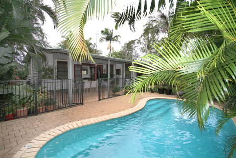 1/121 Park Crescent, Coolum Beach - Accommodation Main Beach 0