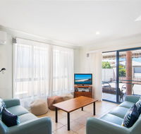 1/54 Parkes Airconditioned - Accommodation Main Beach
