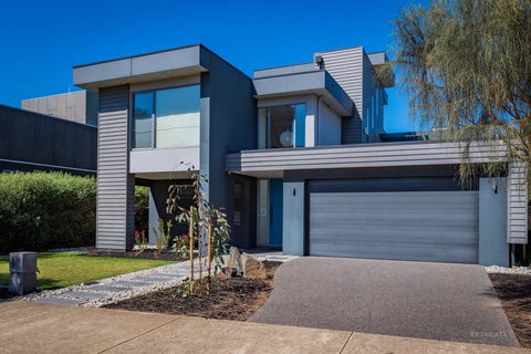 10 Sands Bvd - Accommodation Main Beach 1