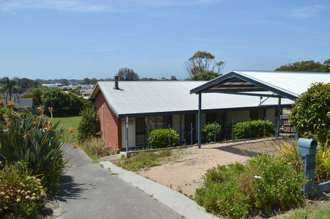 100 On Myer - Accommodation Main Beach 0