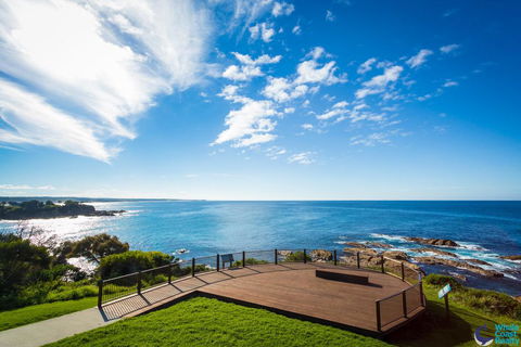 106 Ocean Parade Dalmeny - Accommodation Main Beach 3