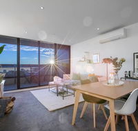 107 Light Filled Cozy Apt in the Heart of St Kilda - Accommodation Main Beach