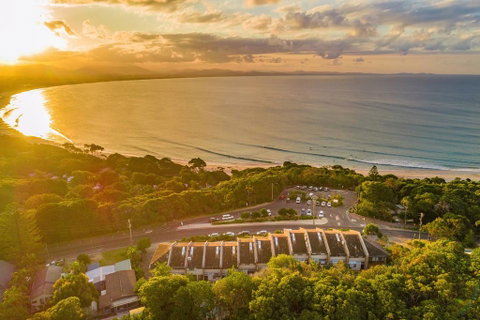 11 James Cook Apartment - Accommodation Main Beach 1