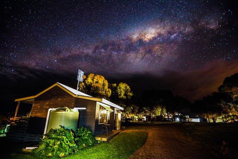 12 Apostles Cottages - Accommodation Main Beach 0