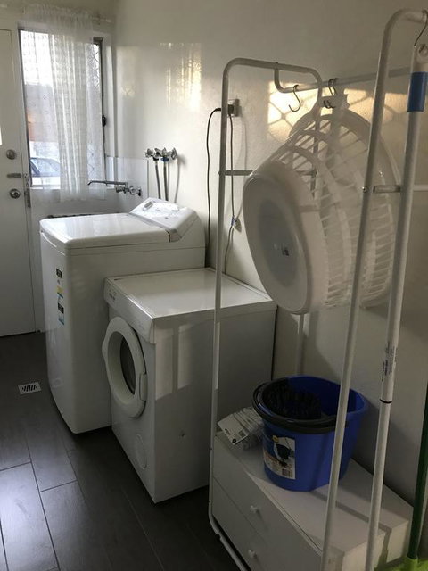 14 Elizabeth St - Accommodation Main Beach 3