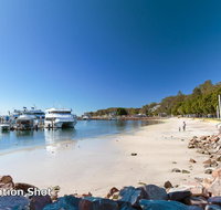 15 'The Poplars' 34 Magnus Street - great complex with pool  close to town - Accommodation Main Beach