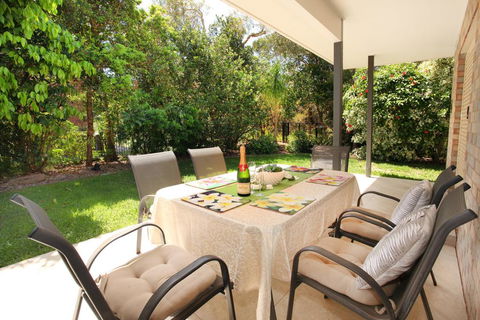 15 Joanne Street, Marcoola - Accommodation Main Beach 2