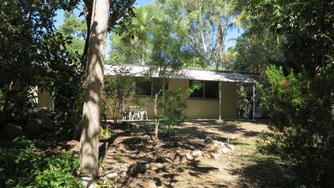 16 Mirimar Crescent Arcadia - Accommodation Main Beach 2