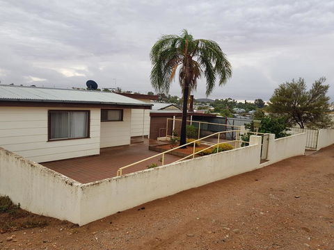 164 Morgan Street - Accommodation Main Beach 0