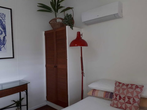 19 Grimshaw - Accommodation Main Beach 3