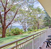2 'Fiddlers Green' 62 Magnus Street - ground floor unit walking distance to Nelson Bay - Accommodation Main Beach