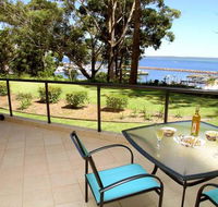 2 'Magnus Pines' 52-56 Magnus Street - stunning unit with aircon water views  foxtel - Accommodation Main Beach