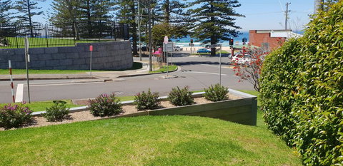 2 Austinmer Apartment - Accommodation Main Beach 2