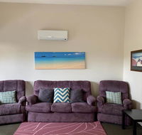 2 Bed Rooms Granny Flat - Complete Privacy - Accommodation Main Beach