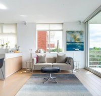 2 Bedroom Apartment with Bay View - Accommodation Main Beach