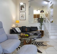 2 Bedroom close to CBD - Accommodation Main Beach