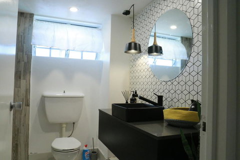 2 Bedroom Close To CBD - Accommodation Main Beach 2