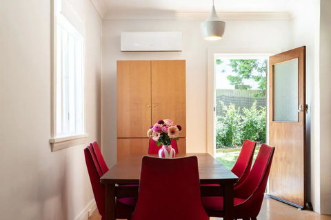 2 Bedroom Garden Apartment By Bondi Beach - Accommodation Main Beach 2