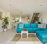 2 James Cook Apartments - Accommodation Main Beach
