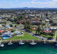 2 Rockpool Road - Accommodation Main Beach