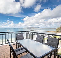 2/137 Soldiers Point Road - luxury unit on the waterfront with aircon and free unlimited Wi Fi - Accommodation Main Beach