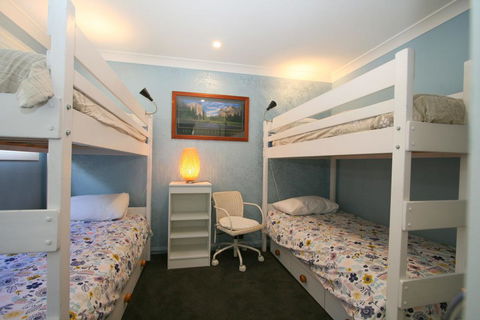 2/17 Jillamatong Street - Accommodation Main Beach 1